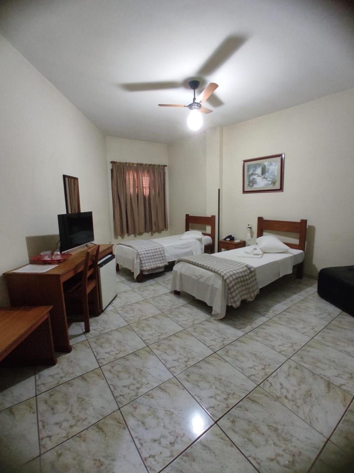 Hotel Sao Lucas 阿尔费纳斯 外观 照片